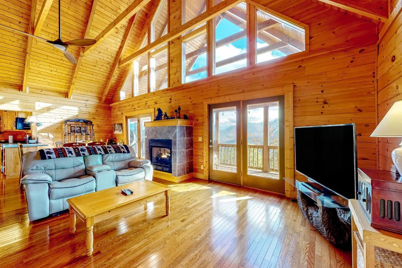 Lazy Bear Lodge เซอเวียร์วีล ภายนอก รูปภาพ
